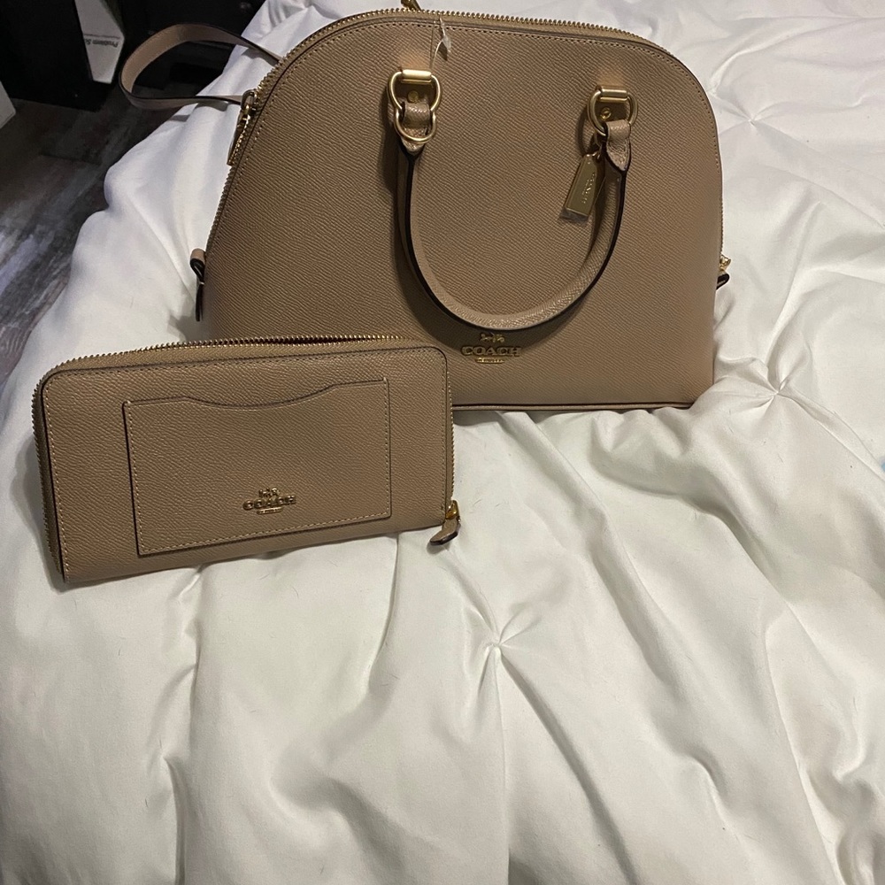 Coach Purse and matching wallet